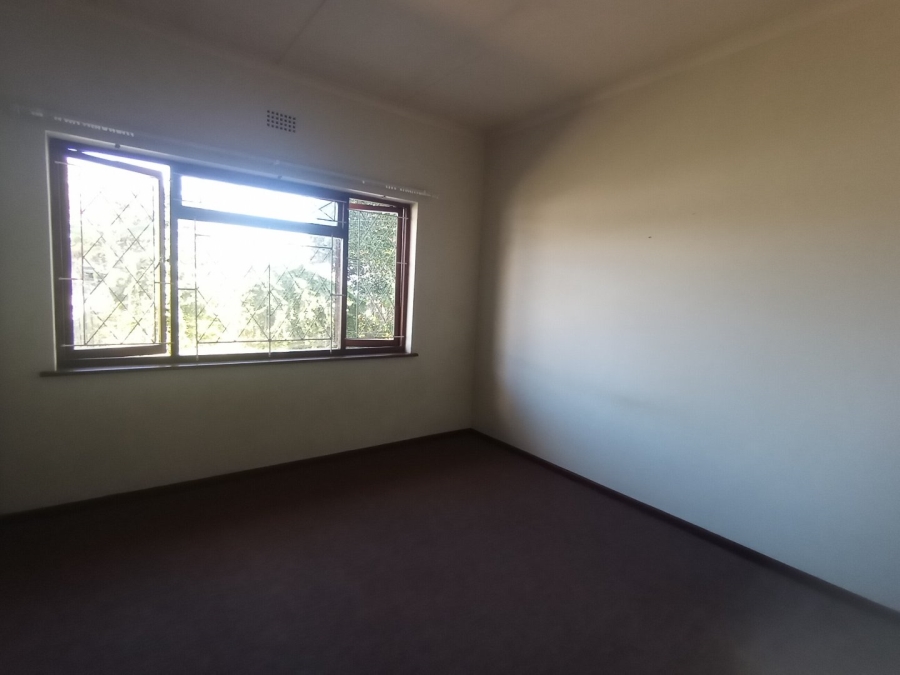 To Let 4 Bedroom Property for Rent in George South Western Cape
